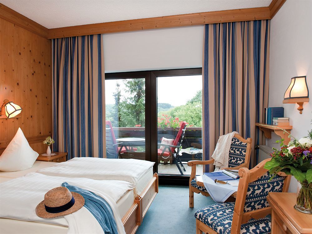 Victor'S Seehotel Weingaertner Bostalsee Bosen-Eckelhausen Extérieur photo